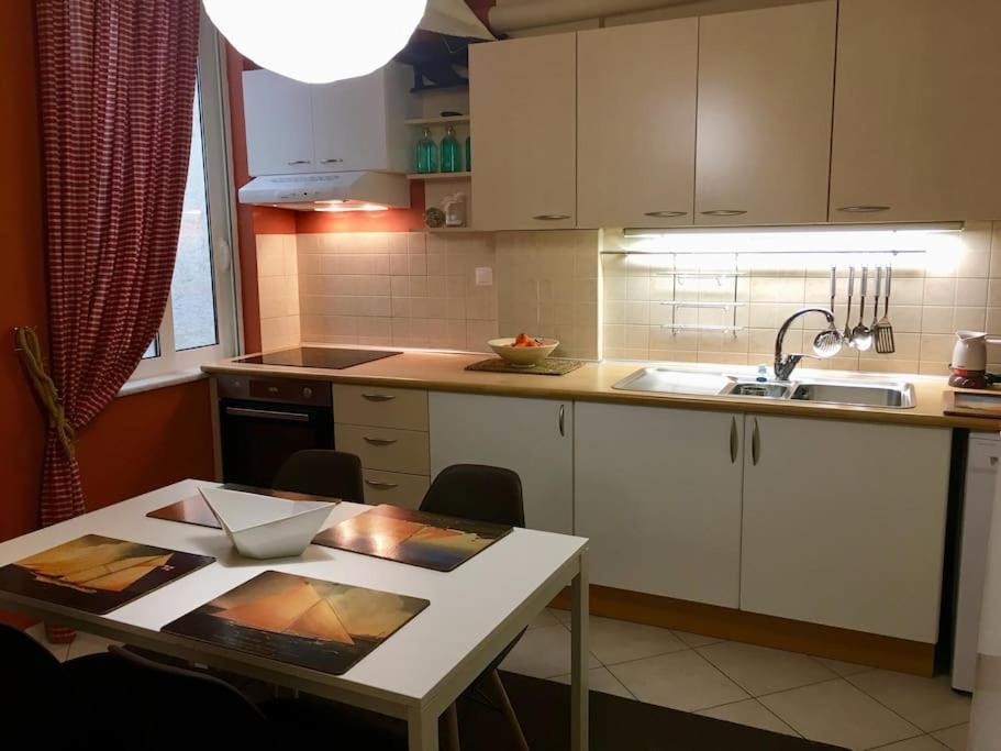 Central Spacious Apartment 70Sqm Τρίπολη Εξωτερικό φωτογραφία